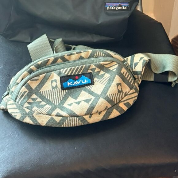 Kavu Hip Pack - Picture 1 of 3